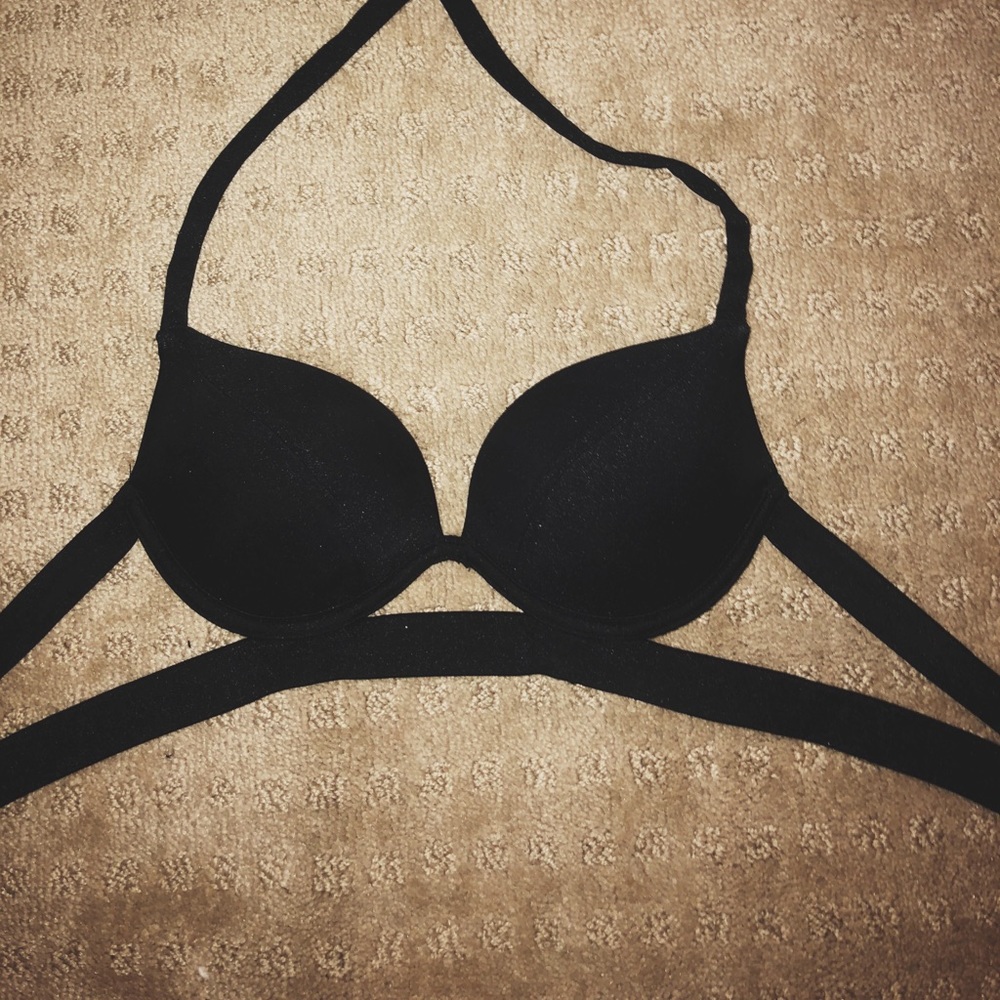 Bombshell black bikini top